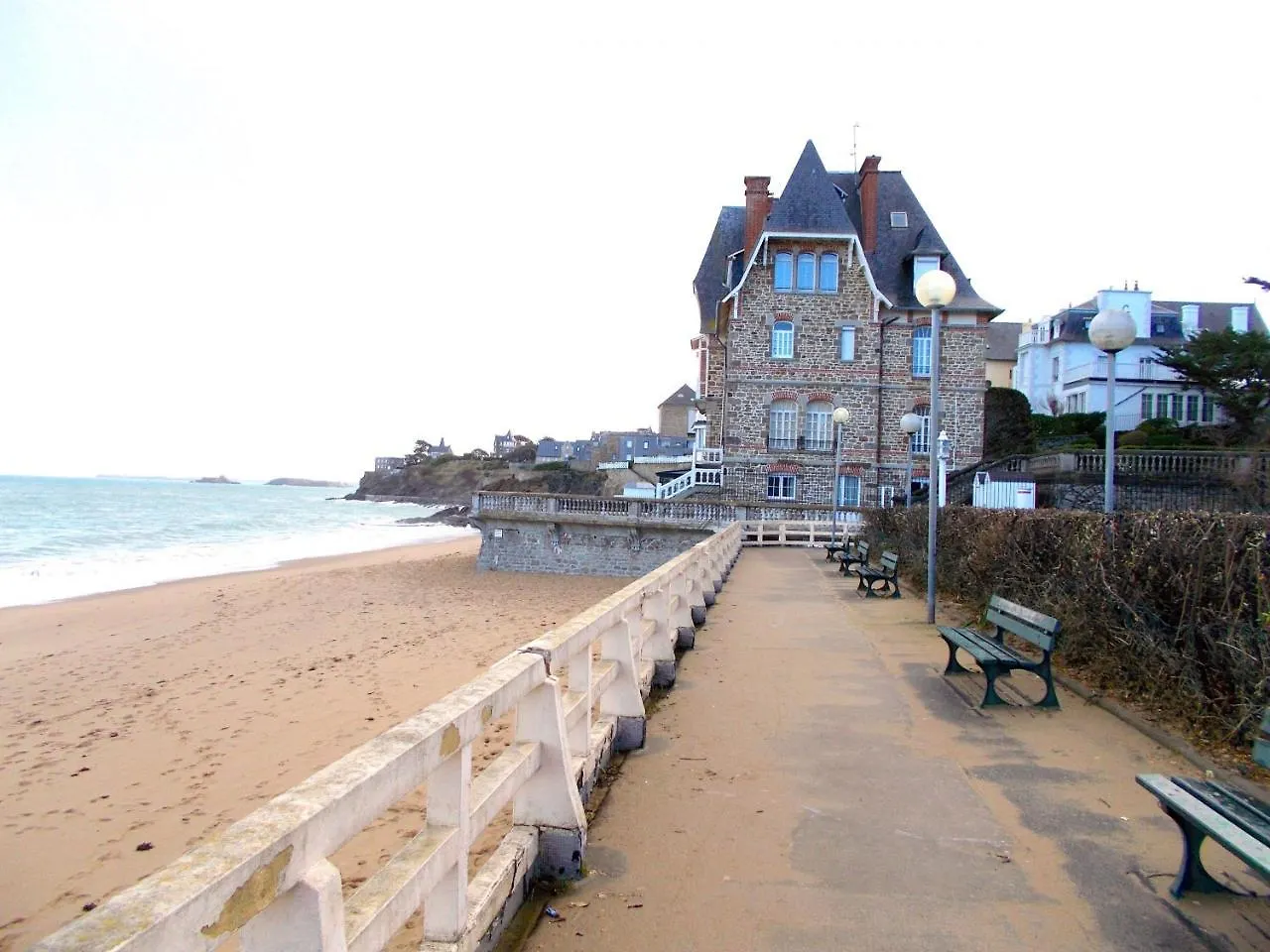 Dinard Centre, Le Wilson, Maison A 100M De La Plage Villa