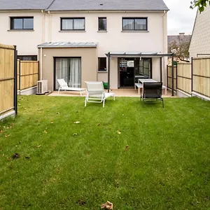  Hébergement de vacances La Fee - Jolie Maison Avec Jardin - à 700 M