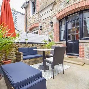  Hébergement de vacances Top Maison 4 Pers Avec Terrasse à 200m De La Plage De St-enogat